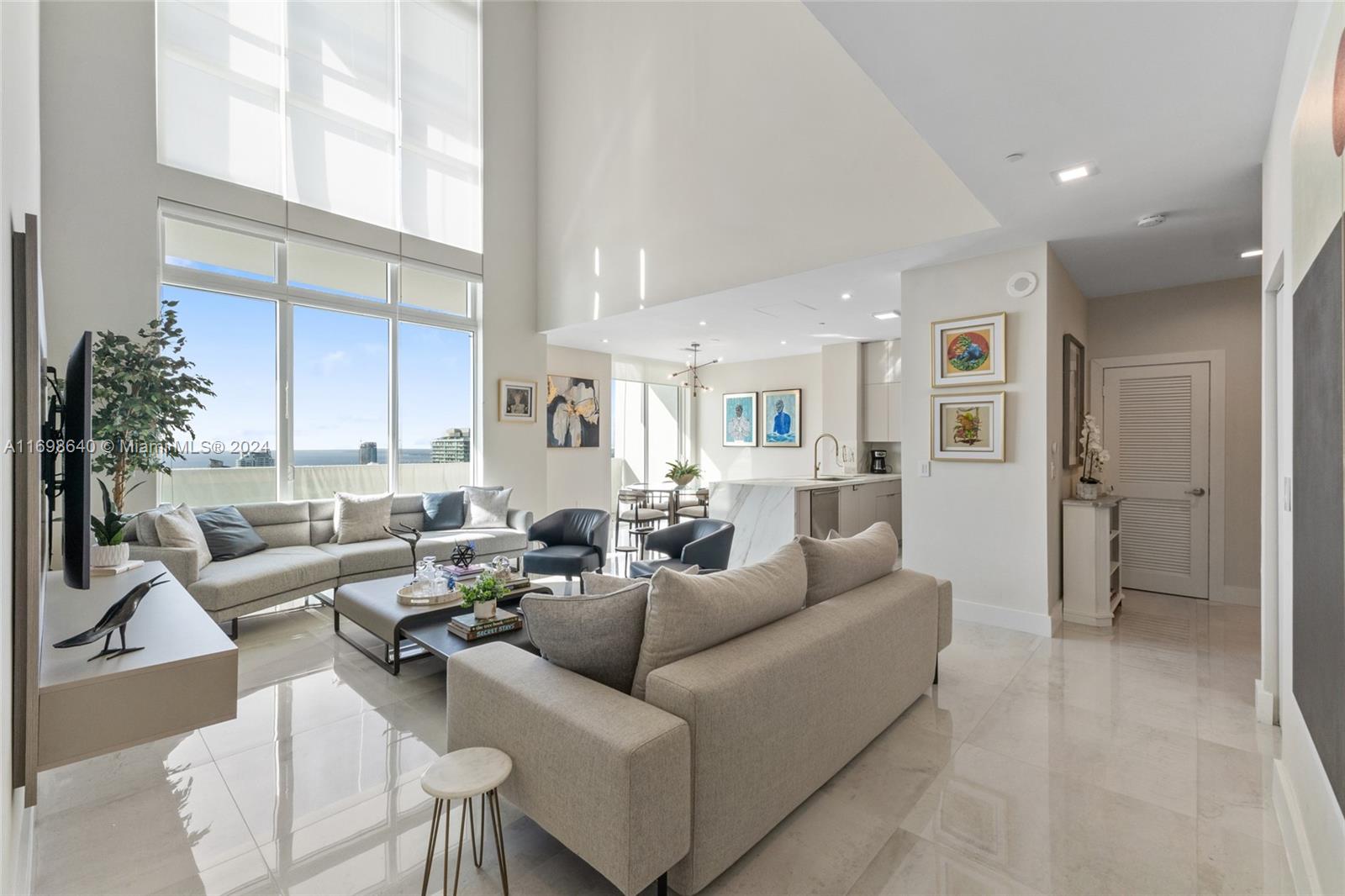 950 Brickell Bay Dr # 5507