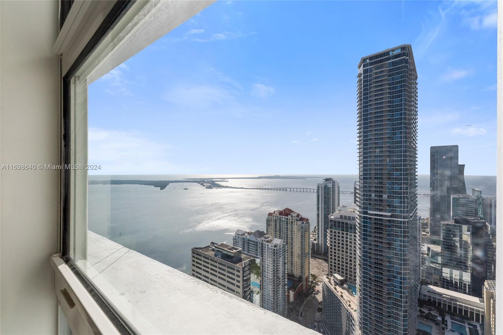 950 Brickell Bay Dr # 5507