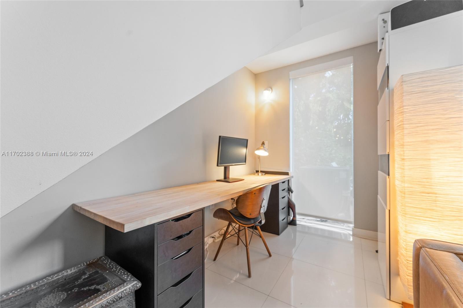 3027 Elizabeth St # 3027