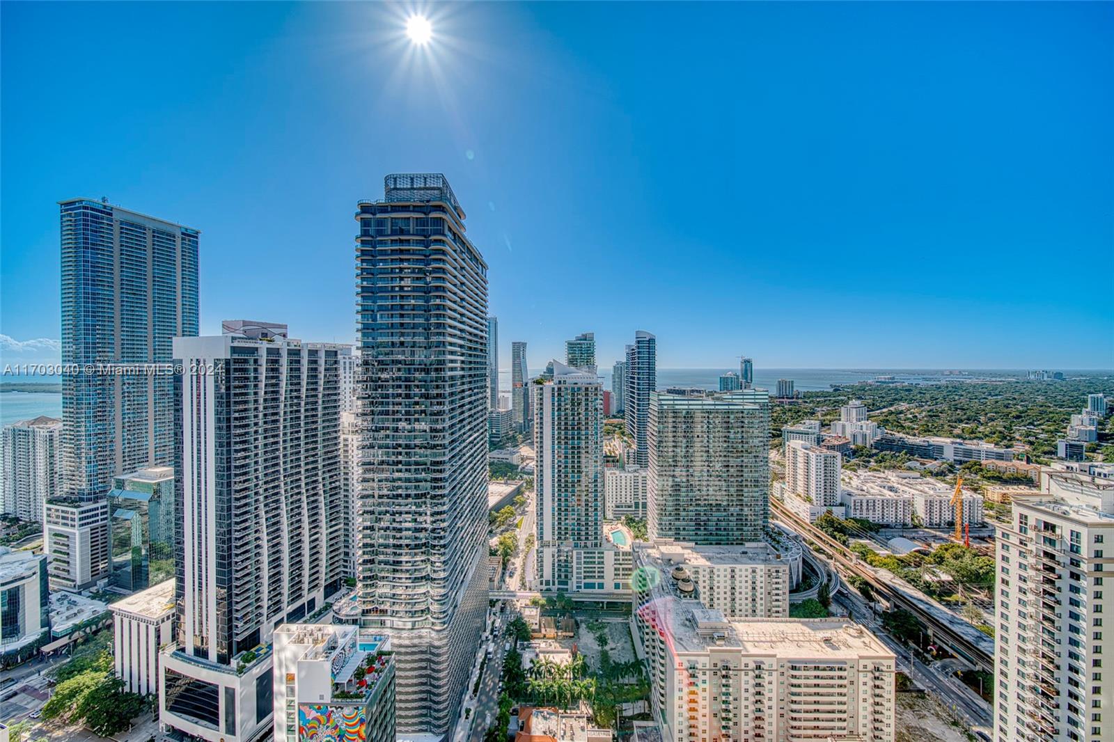 45 SW 9th St # 4504 Unit: LPH 4504