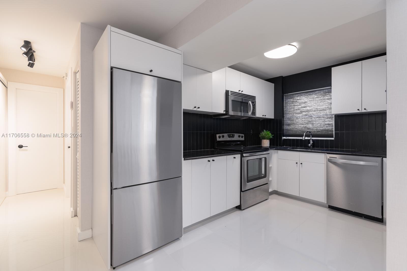 221 Meridian Ave # 209