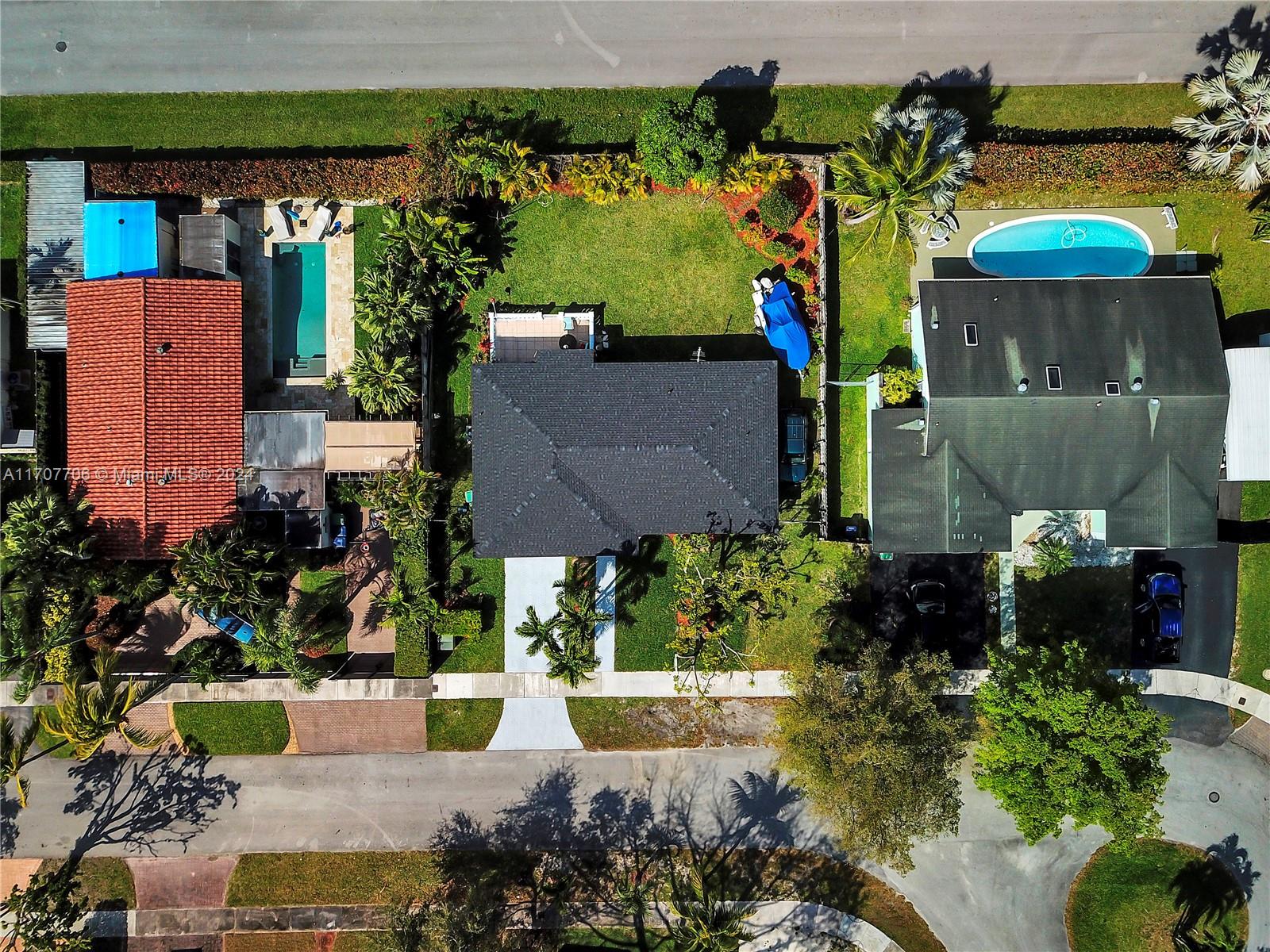 9231 SW 76th Ter