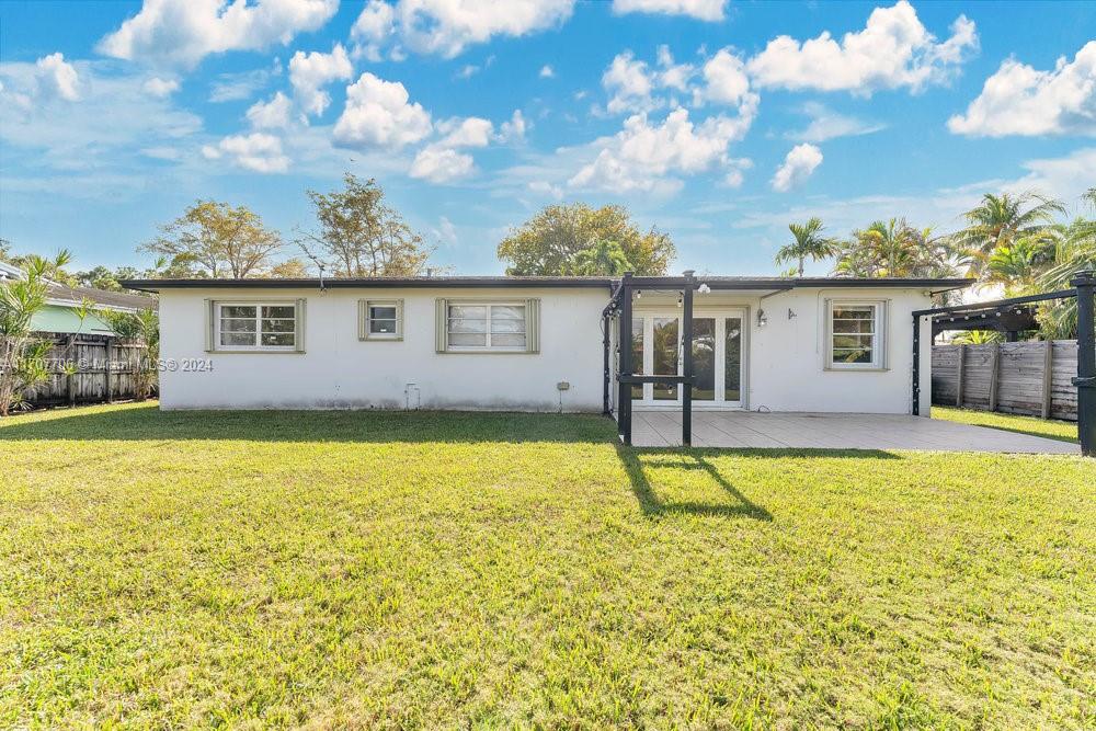 9231 SW 76th Ter