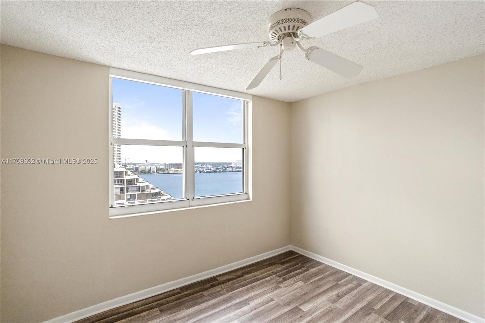 770 Claughton Island Dr # 7 Unit: PH-7