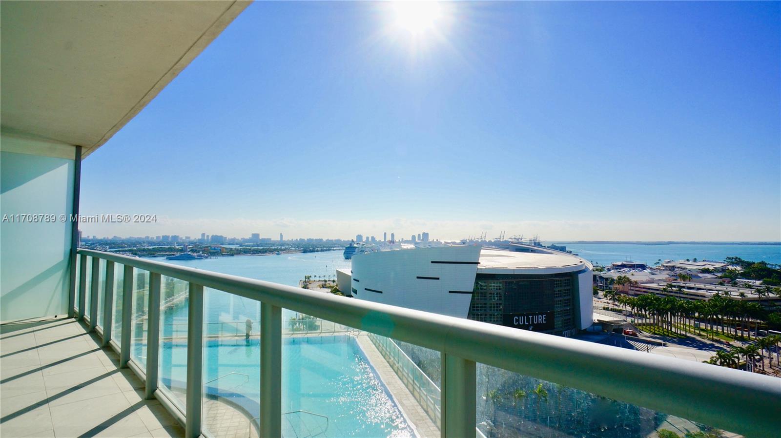 888 Biscayne Blvd # 1603