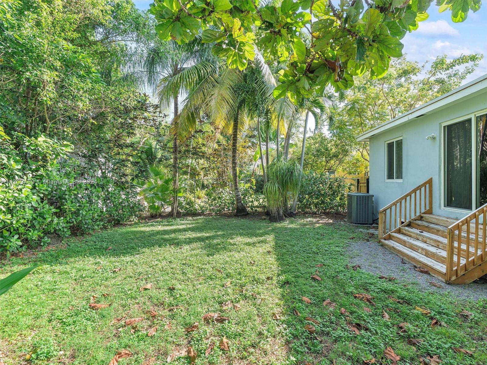 41 NE 51st St