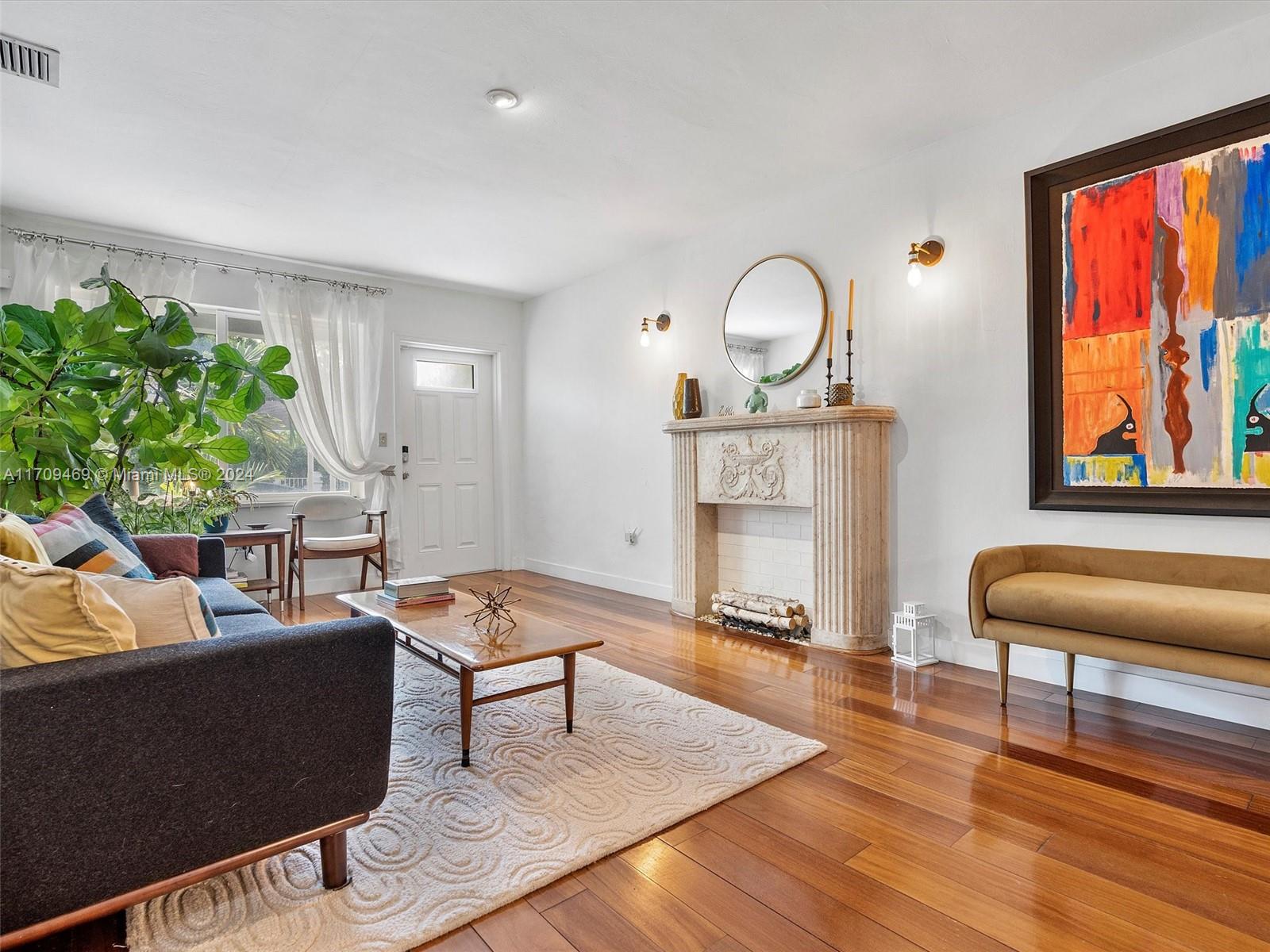 41 NE 51st St