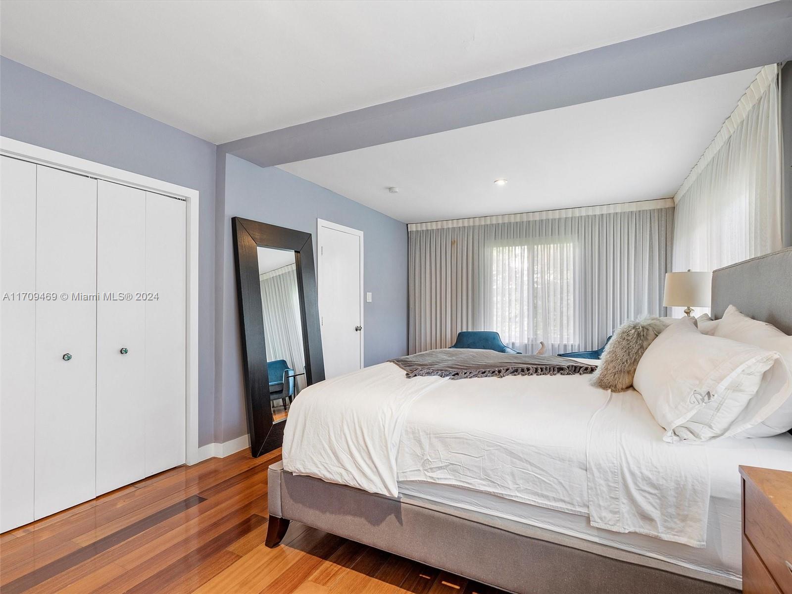 41 NE 51st St