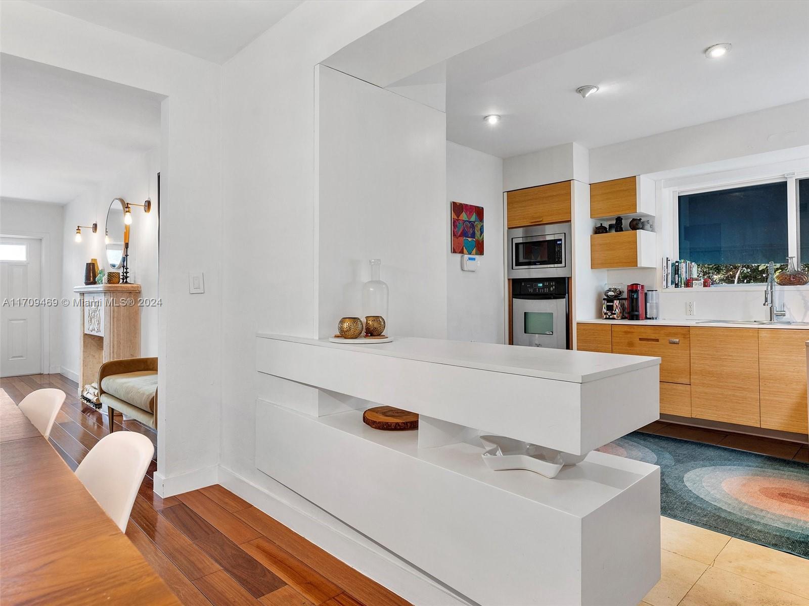 41 NE 51st St