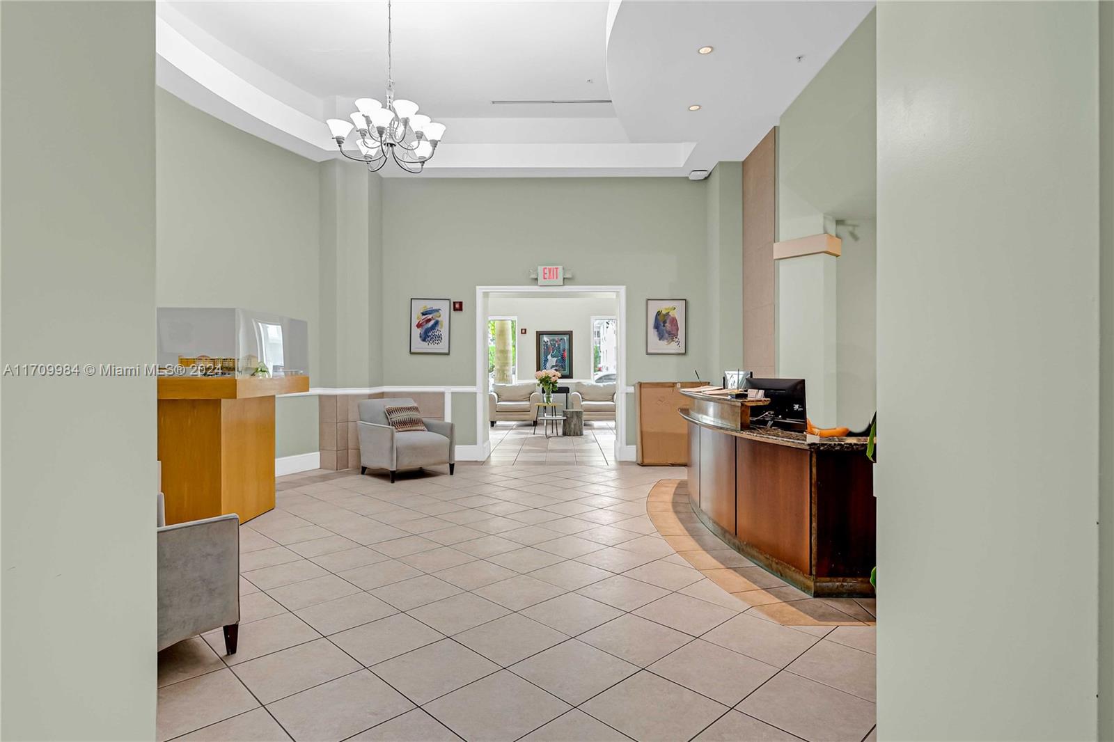 50 Menores Ave # 703