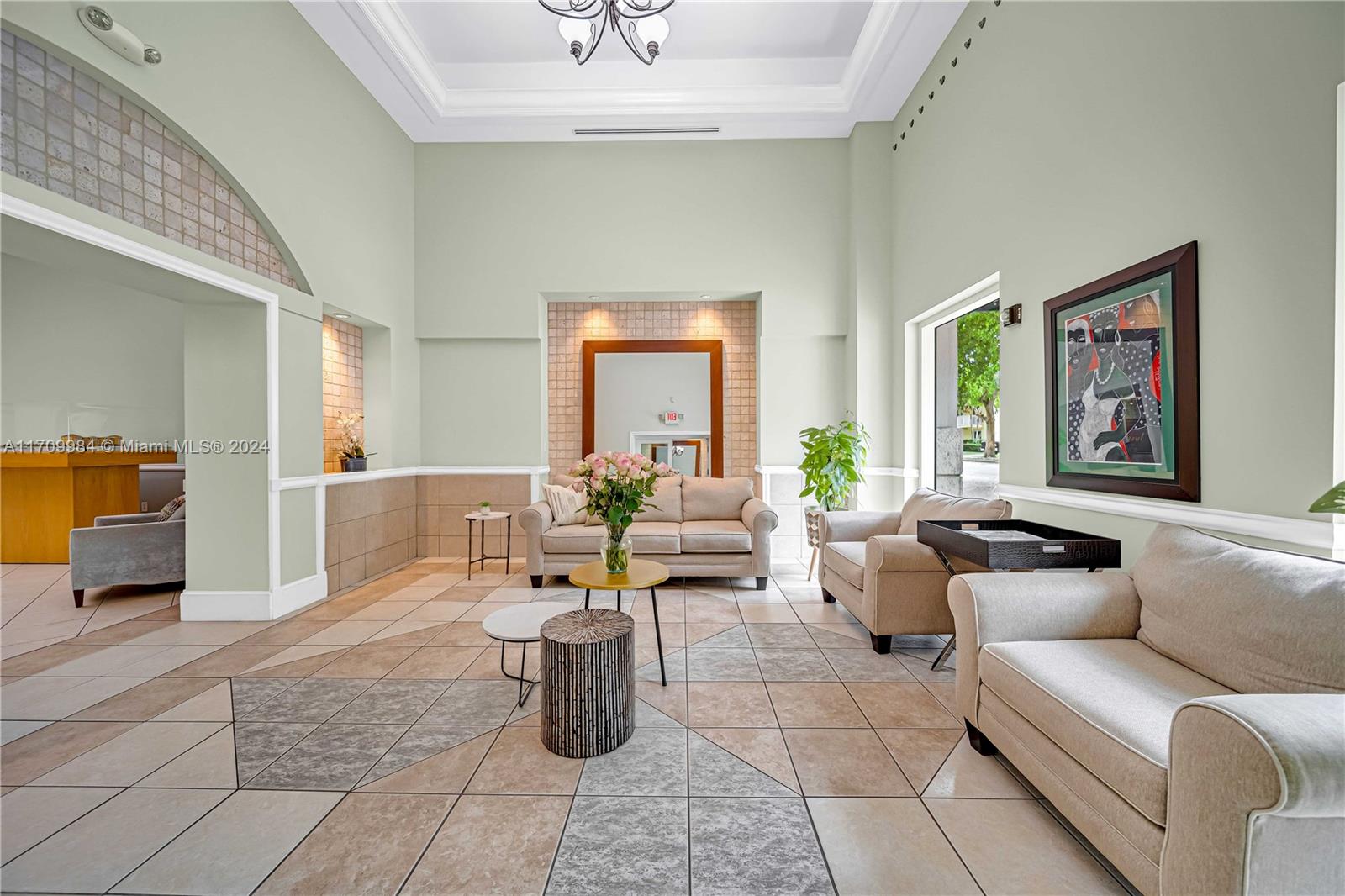 50 Menores Ave # 703