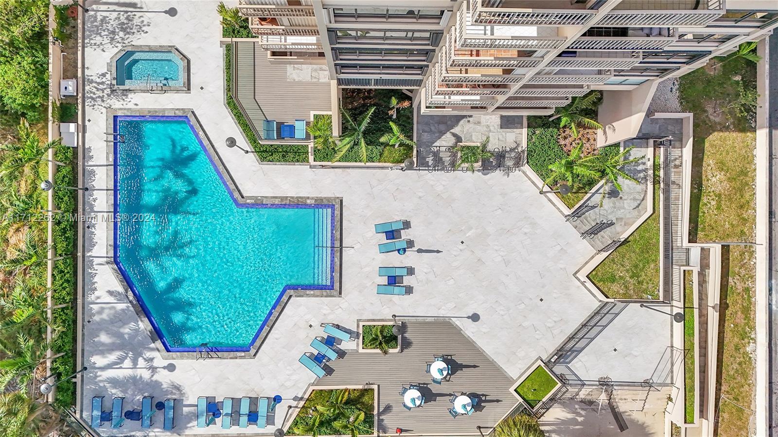 11113 Biscayne Blvd # 255