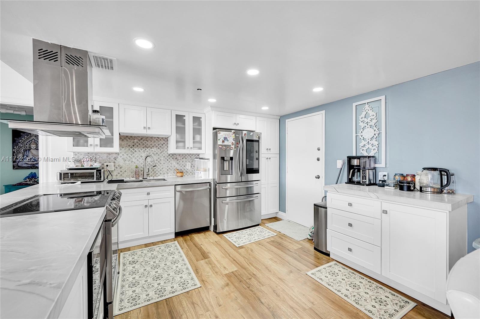 11113 Biscayne Blvd # 255