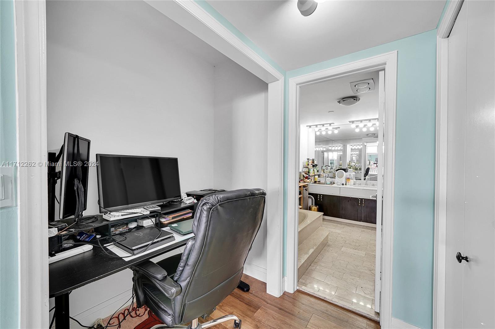 11113 Biscayne Blvd # 255