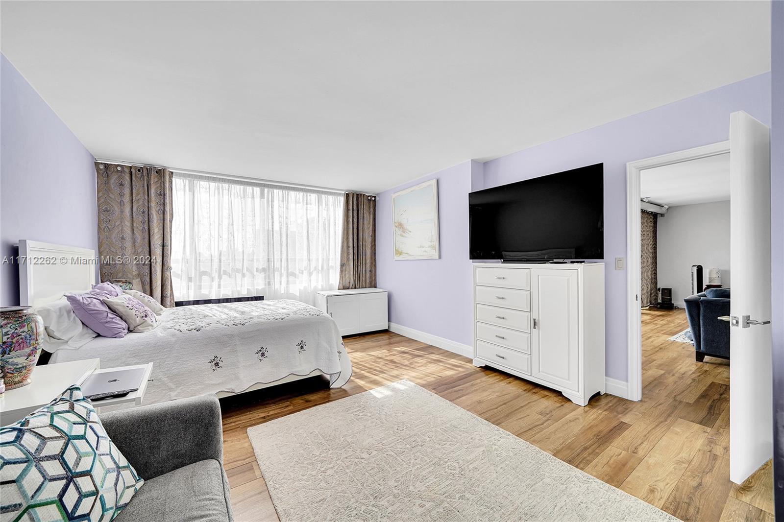 11113 Biscayne Blvd # 255
