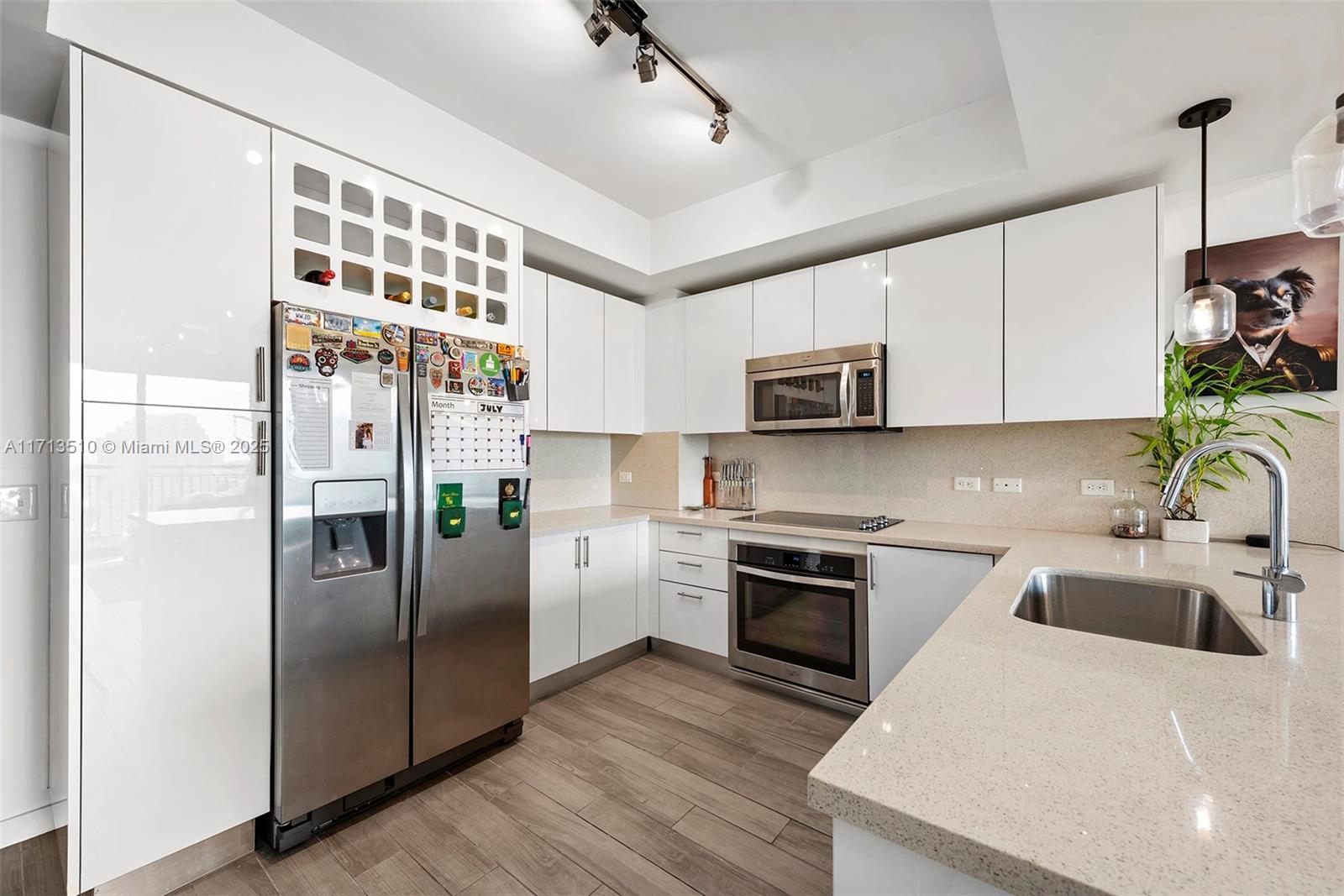 999 SW 1st Ave # 2908