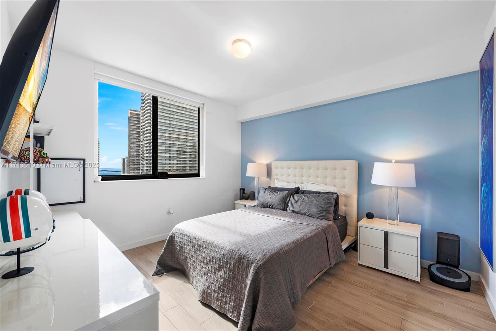 999 SW 1st Ave # 2908