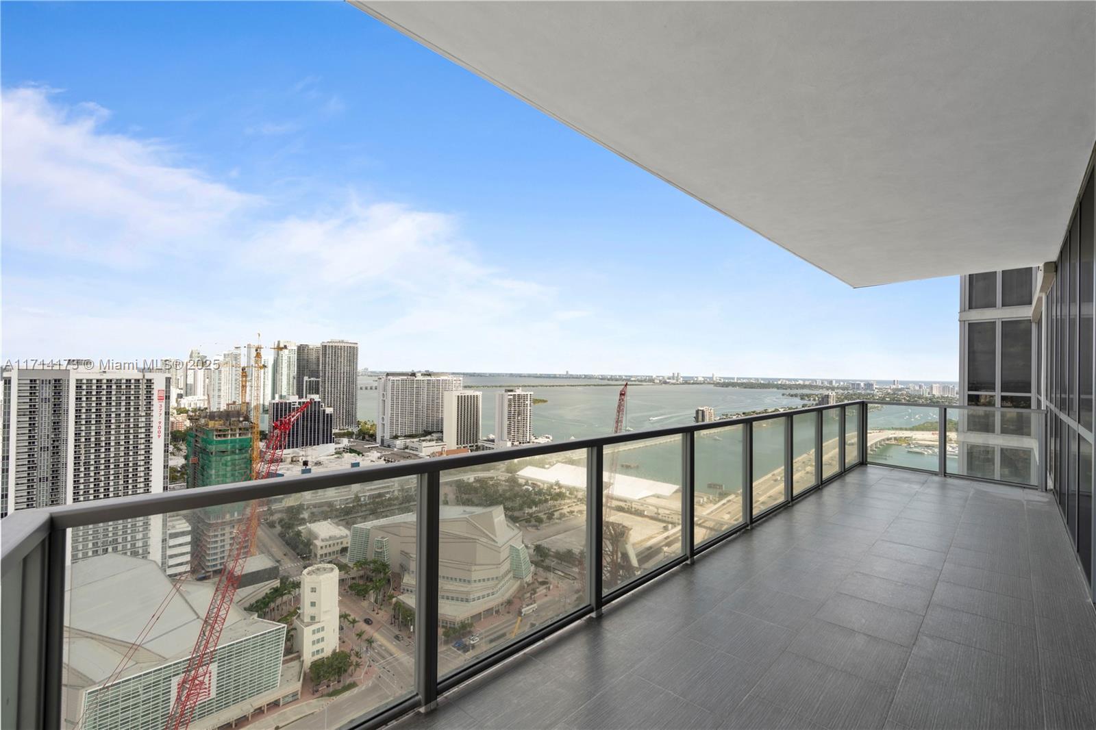 1100 Biscayne Blvd # 4005