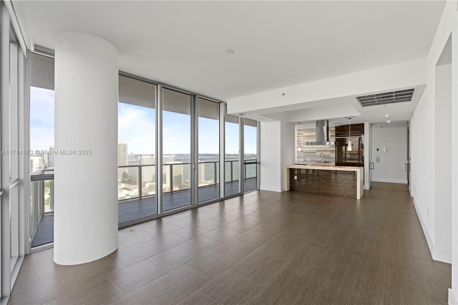 1100 Biscayne Blvd # 4005