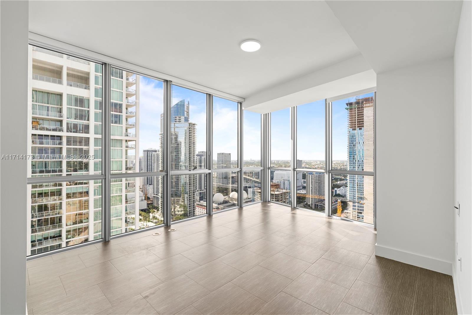 1100 Biscayne Blvd # 4005