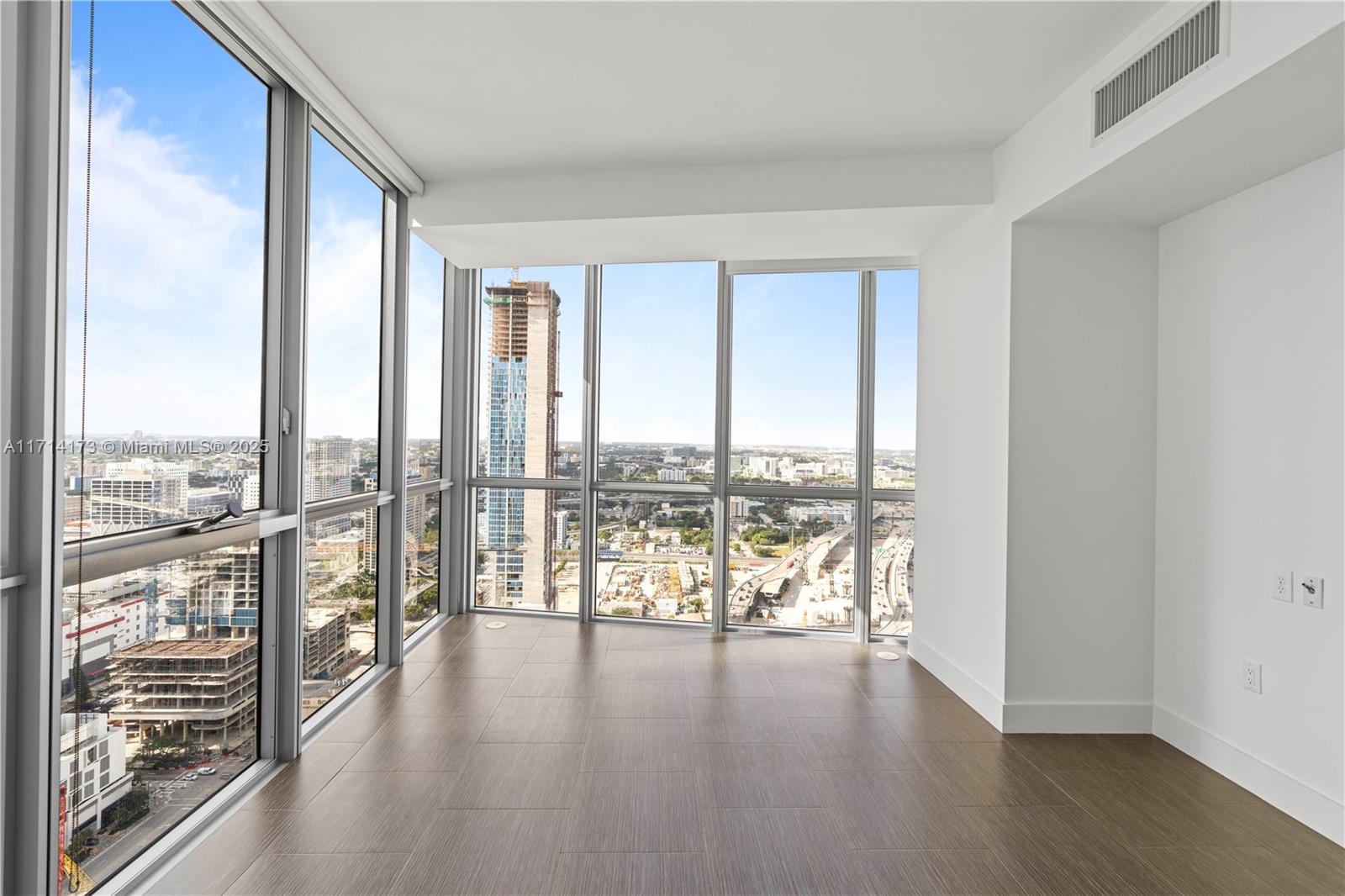 1100 Biscayne Blvd # 4005