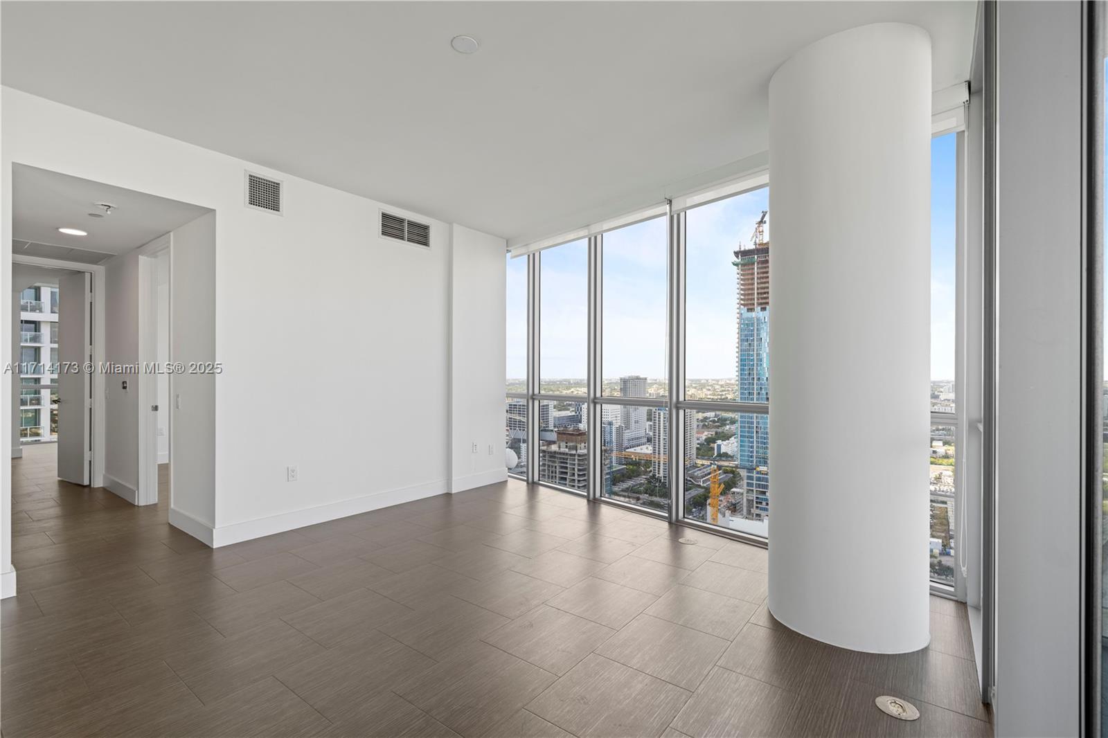 1100 Biscayne Blvd # 4005