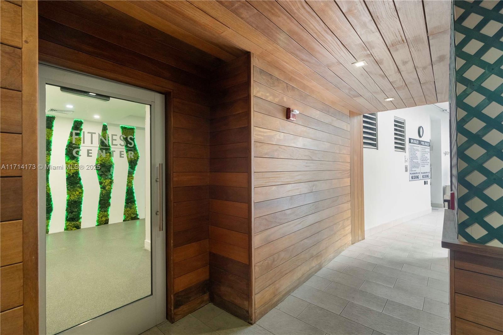 1100 Biscayne Blvd # 4005