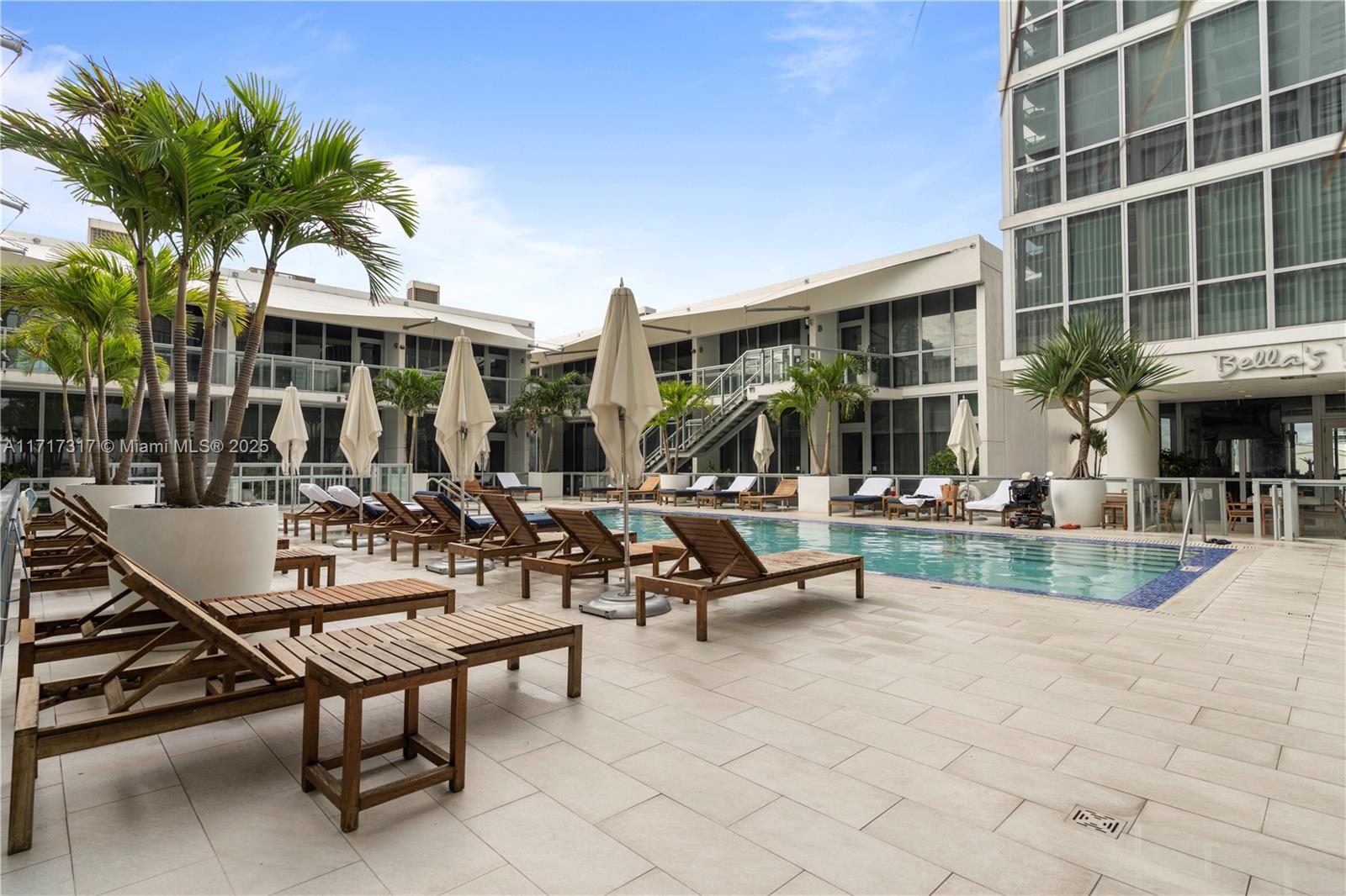 1100 Biscayne Blvd # 4805