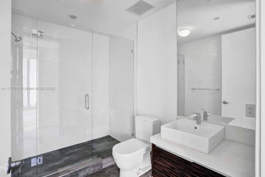 1100 Biscayne Blvd # 4805