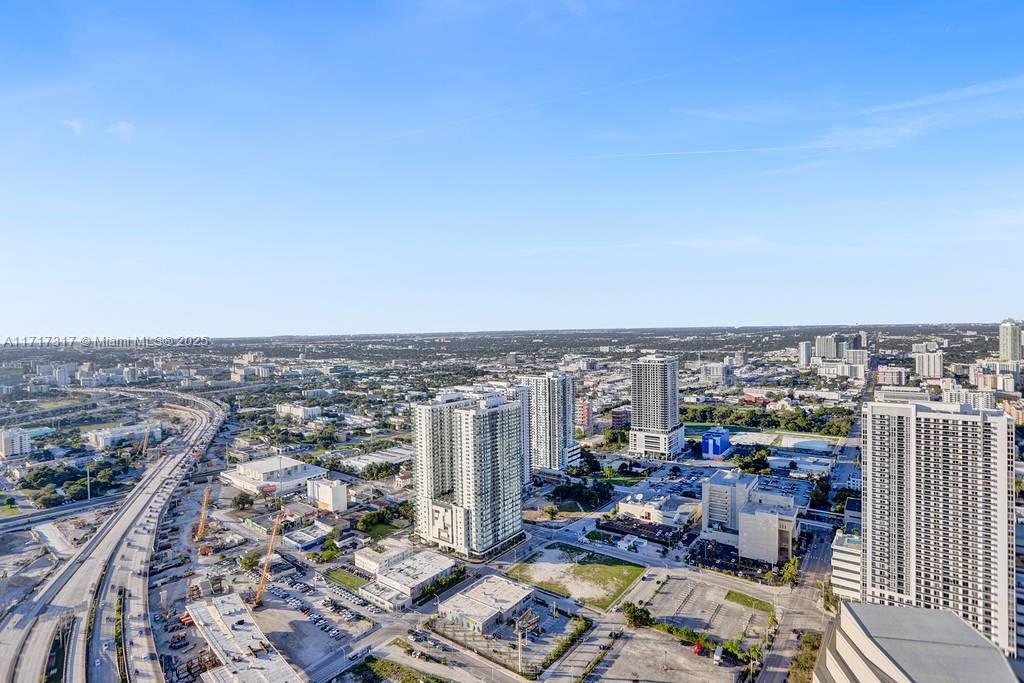 1100 Biscayne Blvd # 4805