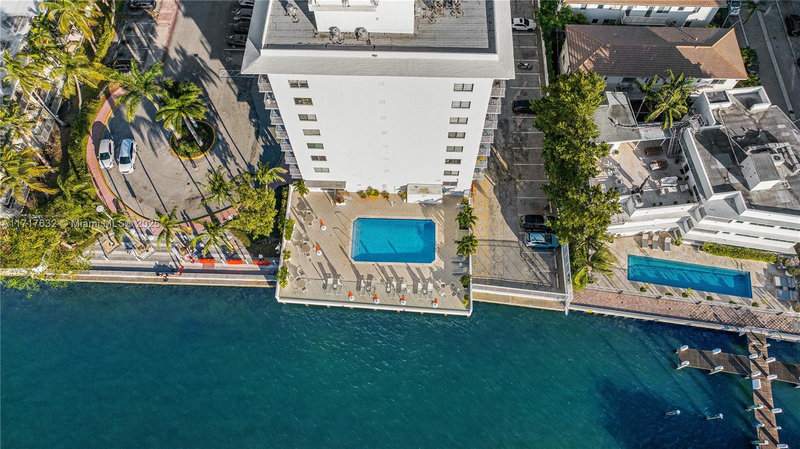 1450 Lincoln Rd # 909