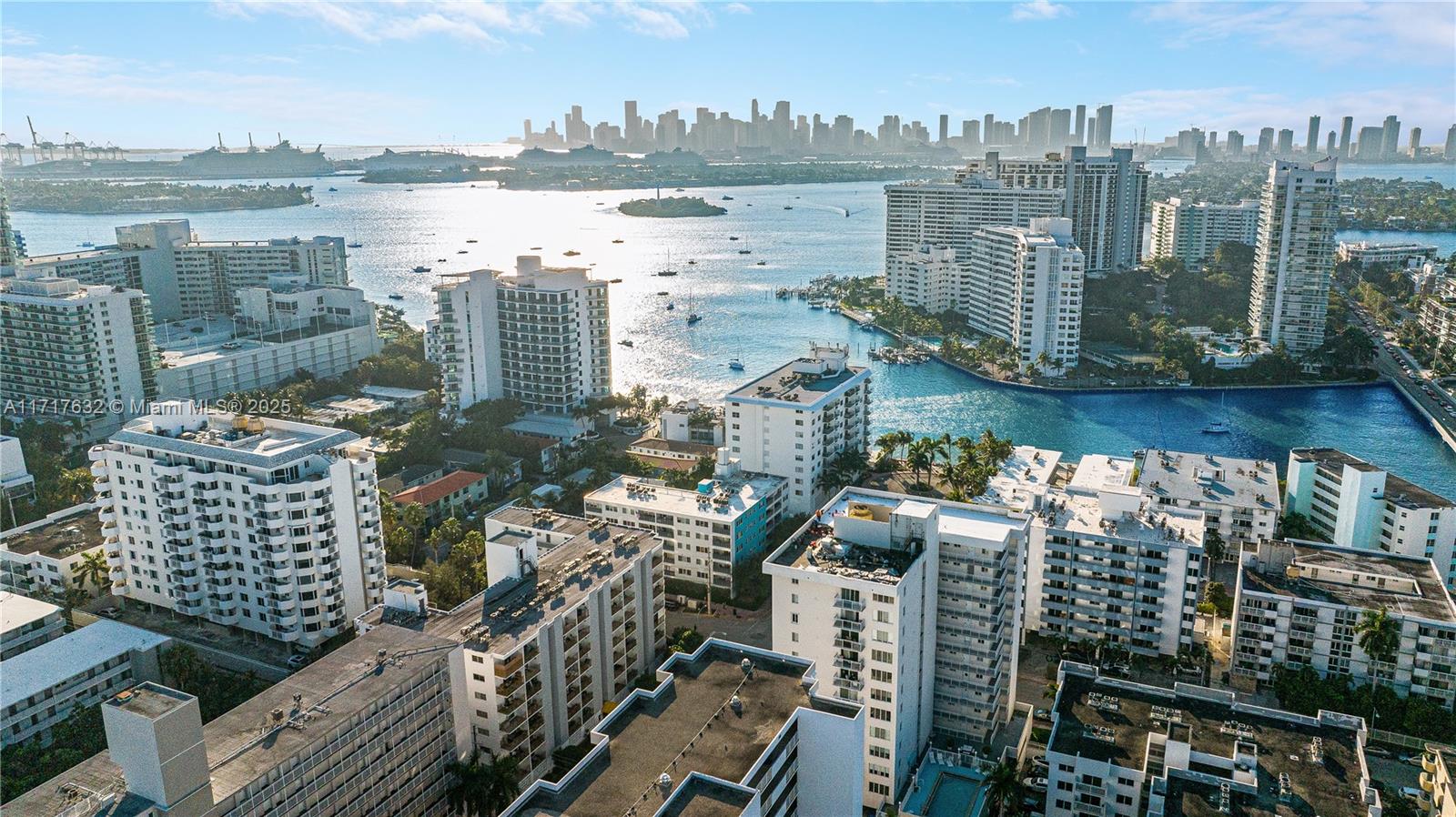 1450 Lincoln Rd # 909