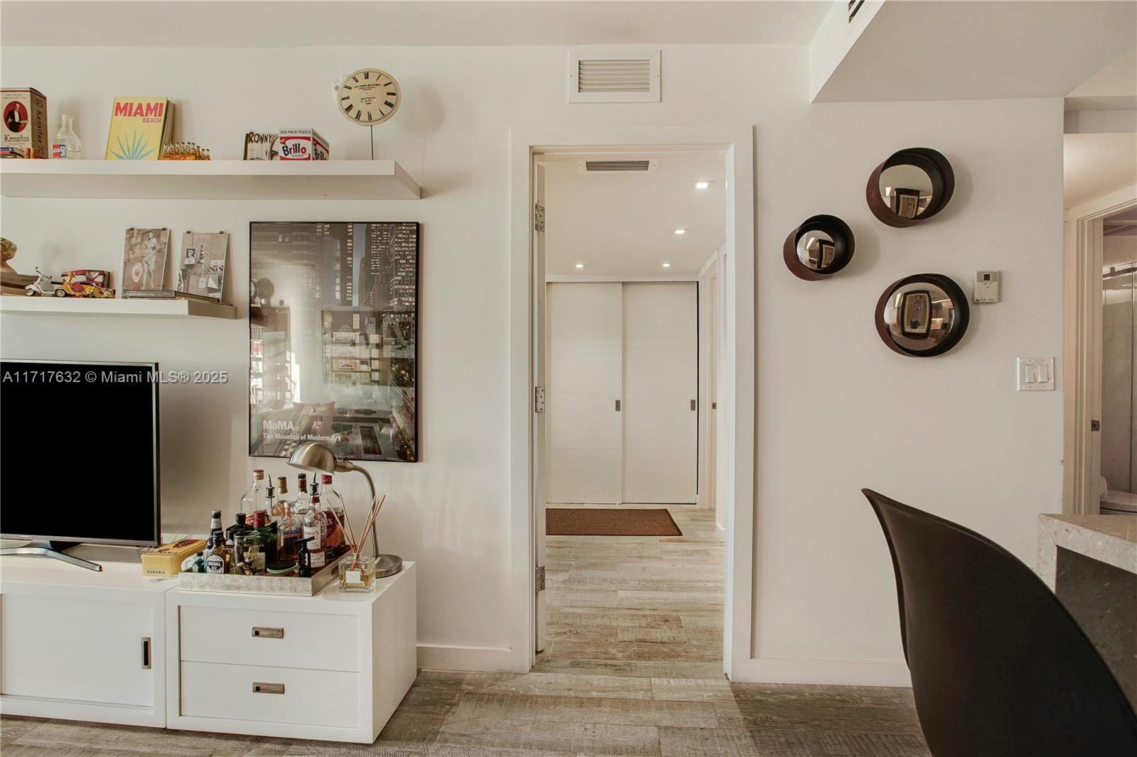 1450 Lincoln Rd # 909