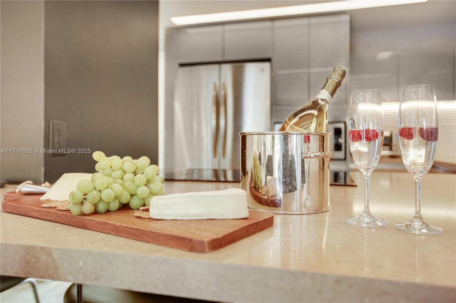 1450 Lincoln Rd # 909