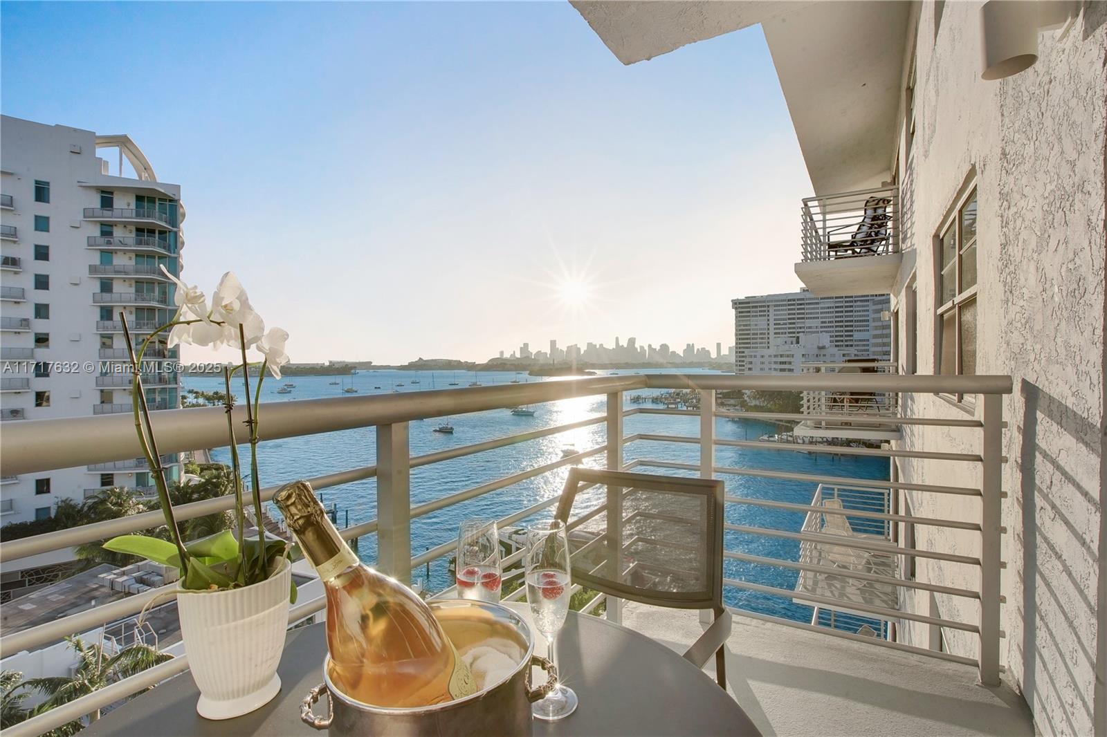 1450 Lincoln Rd # 909