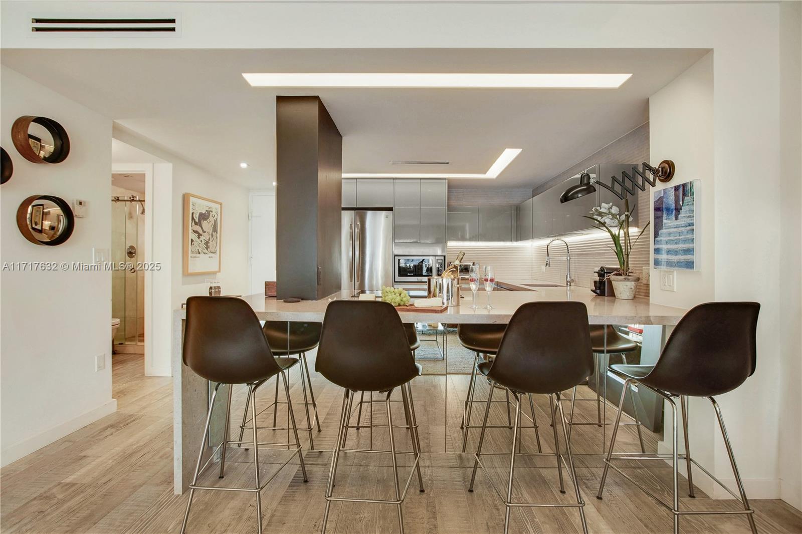 1450 Lincoln Rd # 909