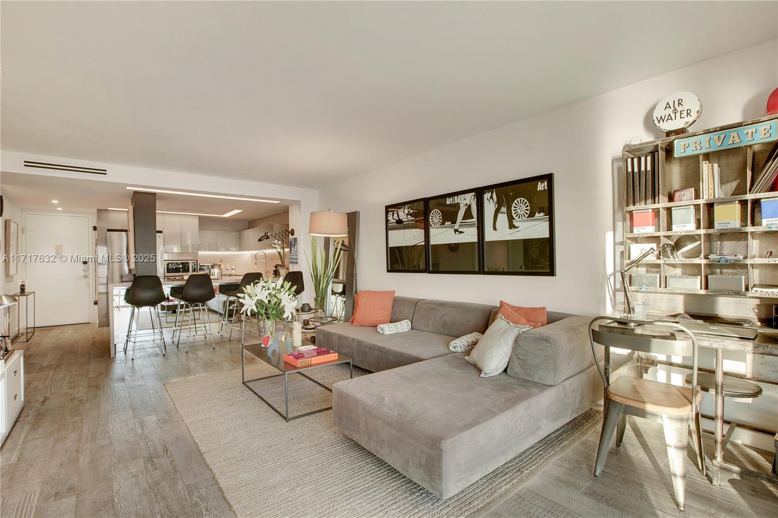 1450 Lincoln Rd # 909