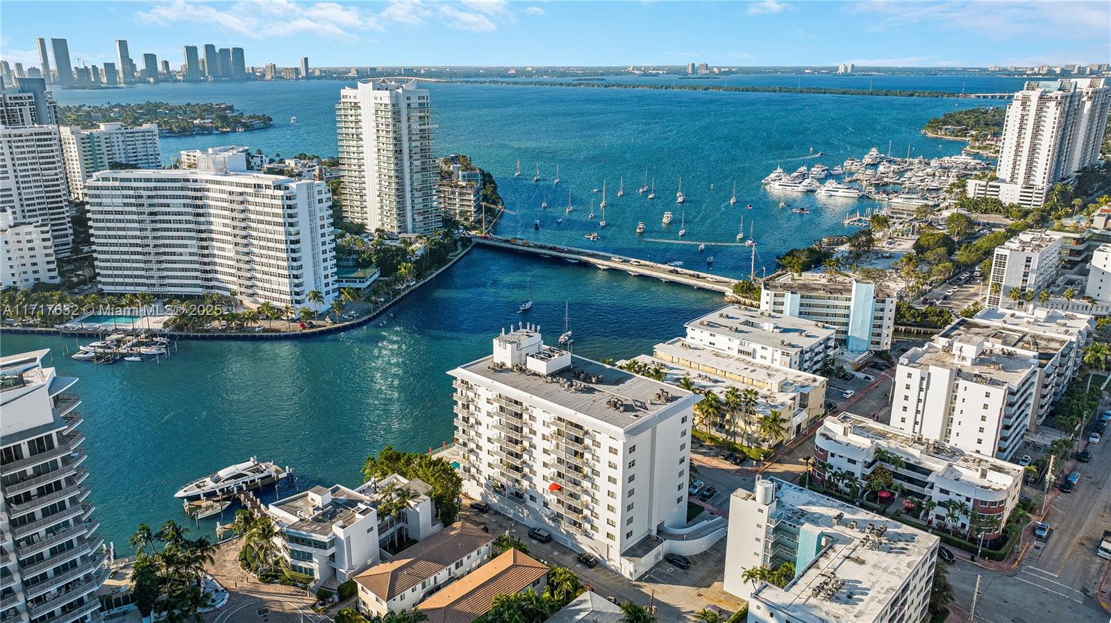 1450 Lincoln Rd # 909