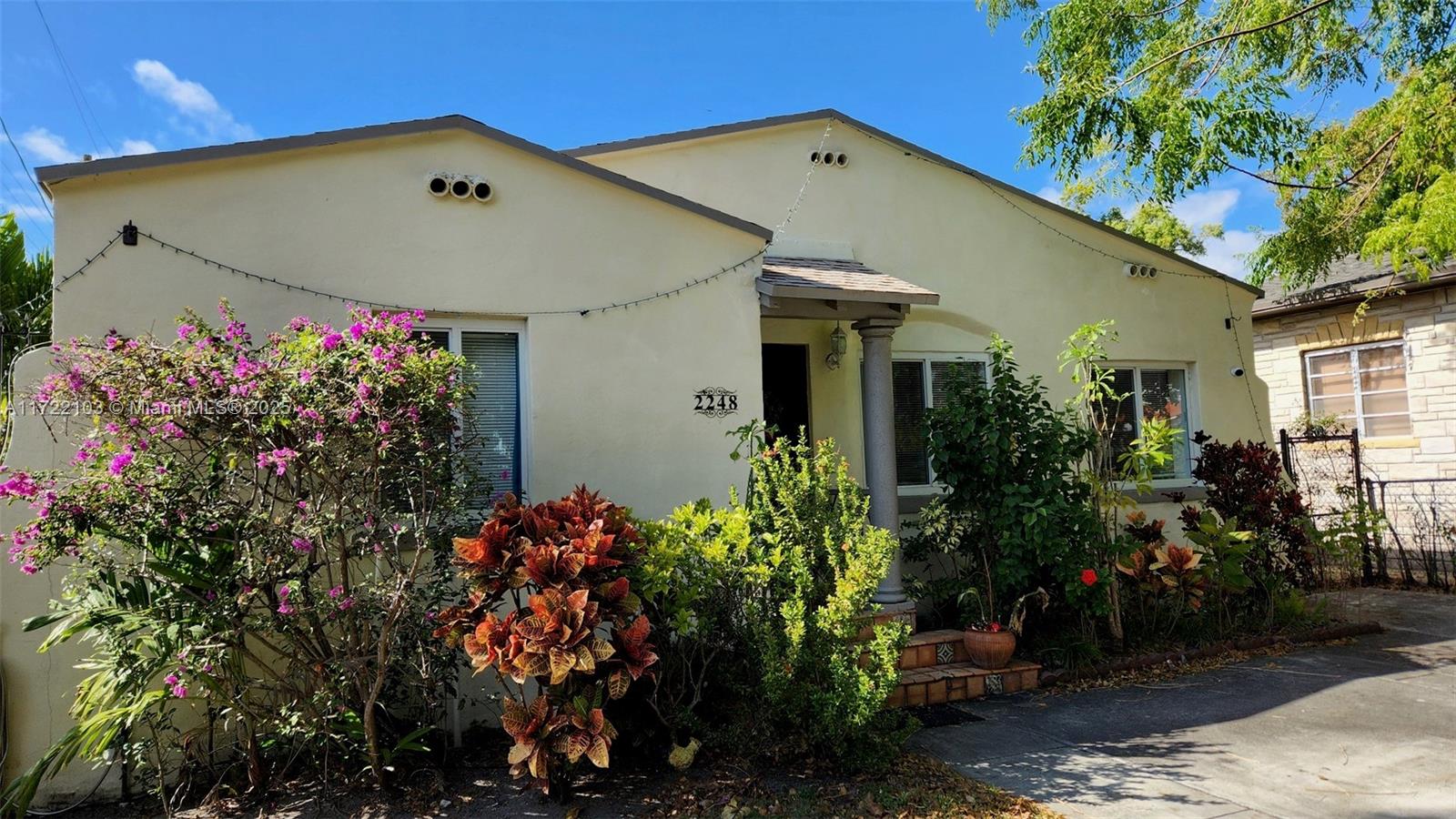 2248 SW 25th Ave