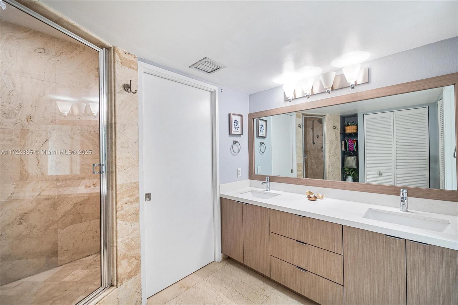 151 Crandon Blvd # 230