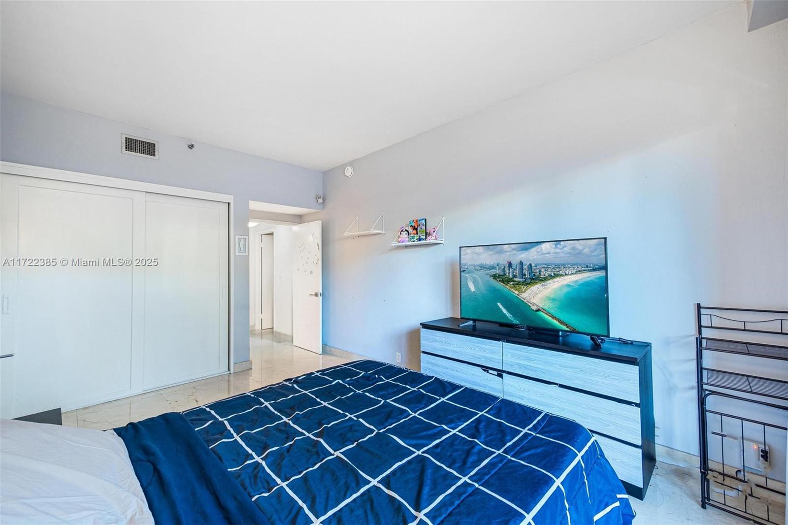 151 Crandon Blvd # 230