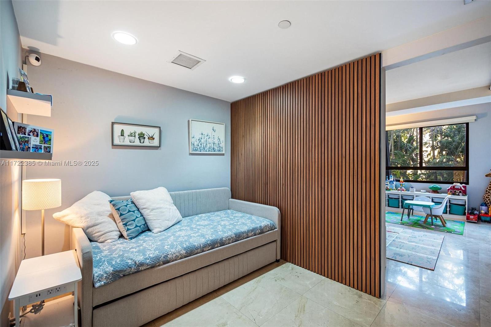 151 Crandon Blvd # 230