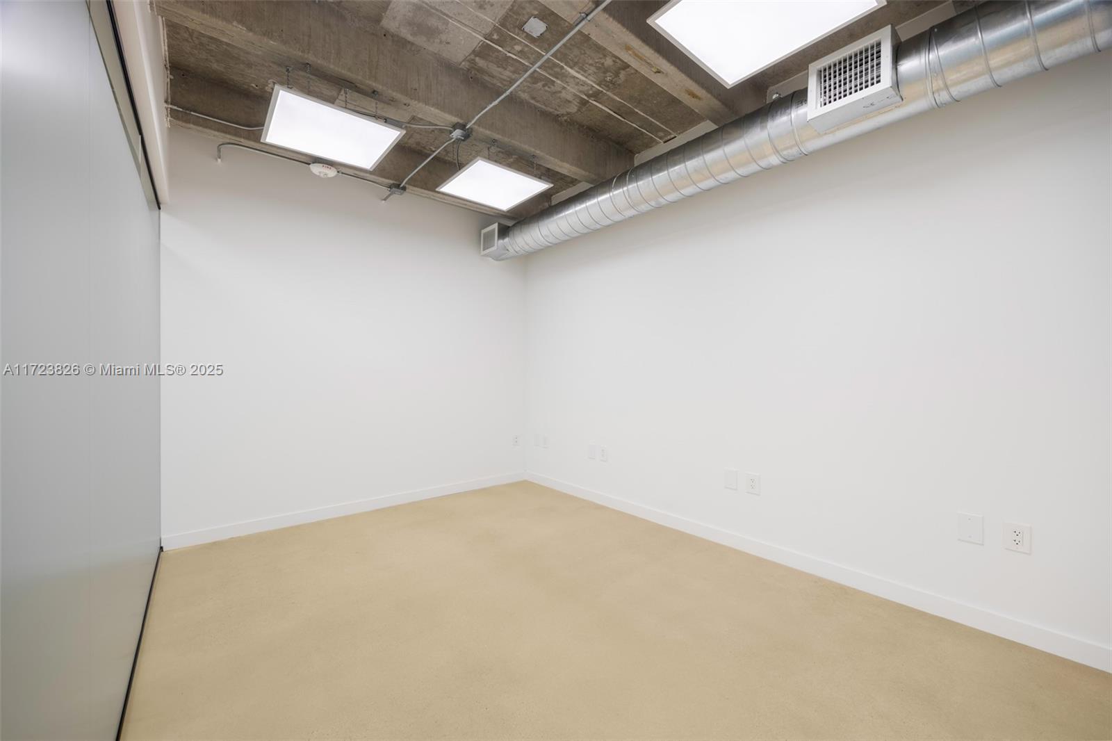 7800 SW 57th Ave # 302A