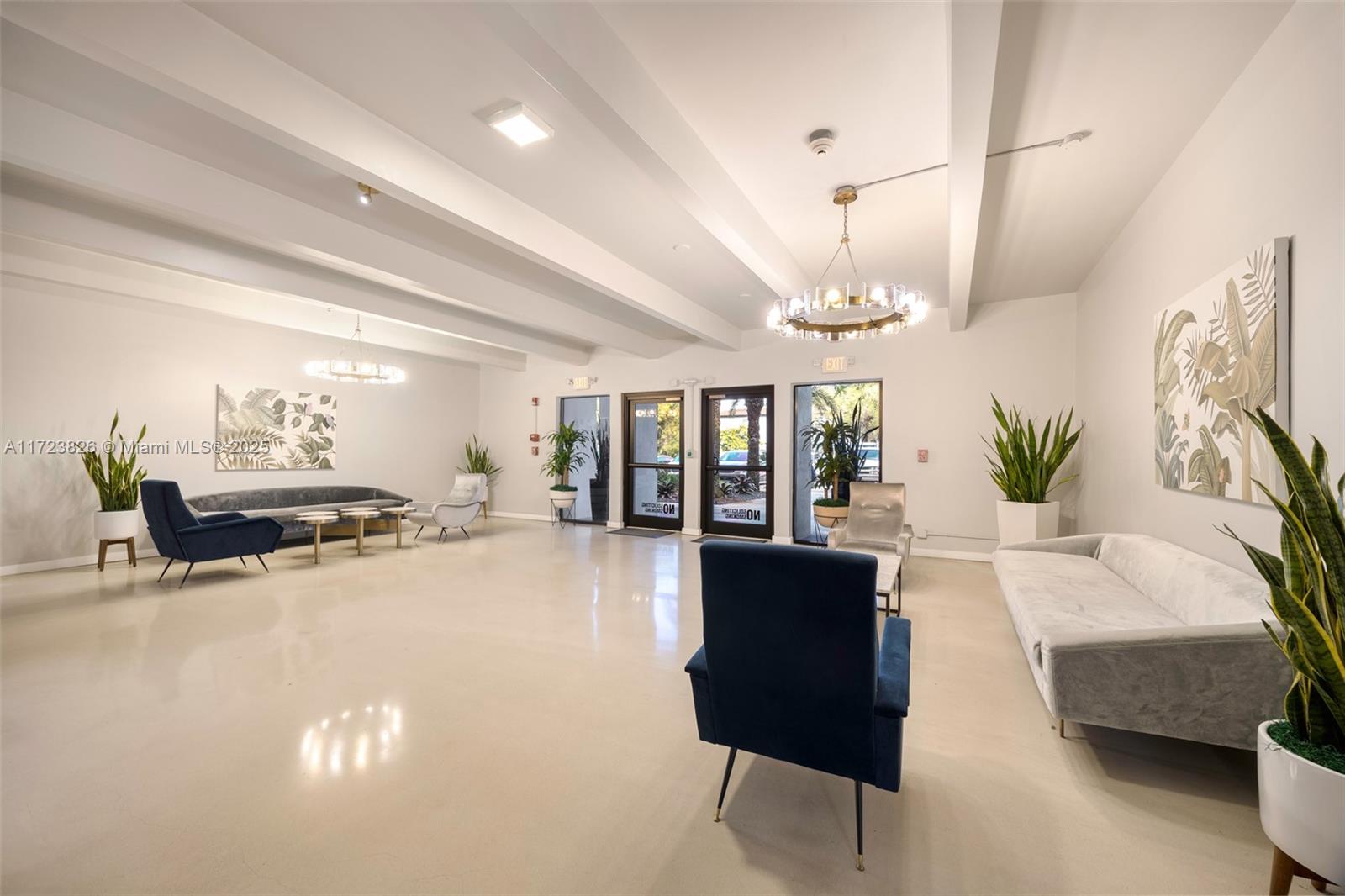 7800 SW 57th Ave # 302A