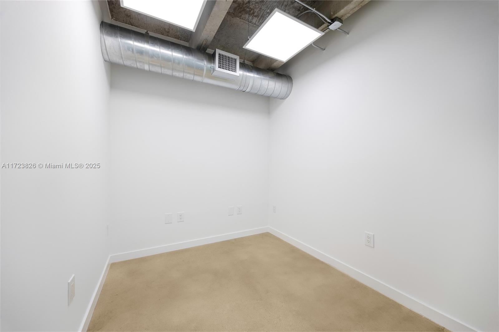 7800 SW 57th Ave # 302A