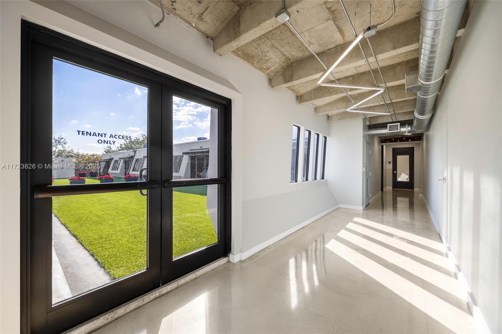 7800 SW 57th Ave # 302A