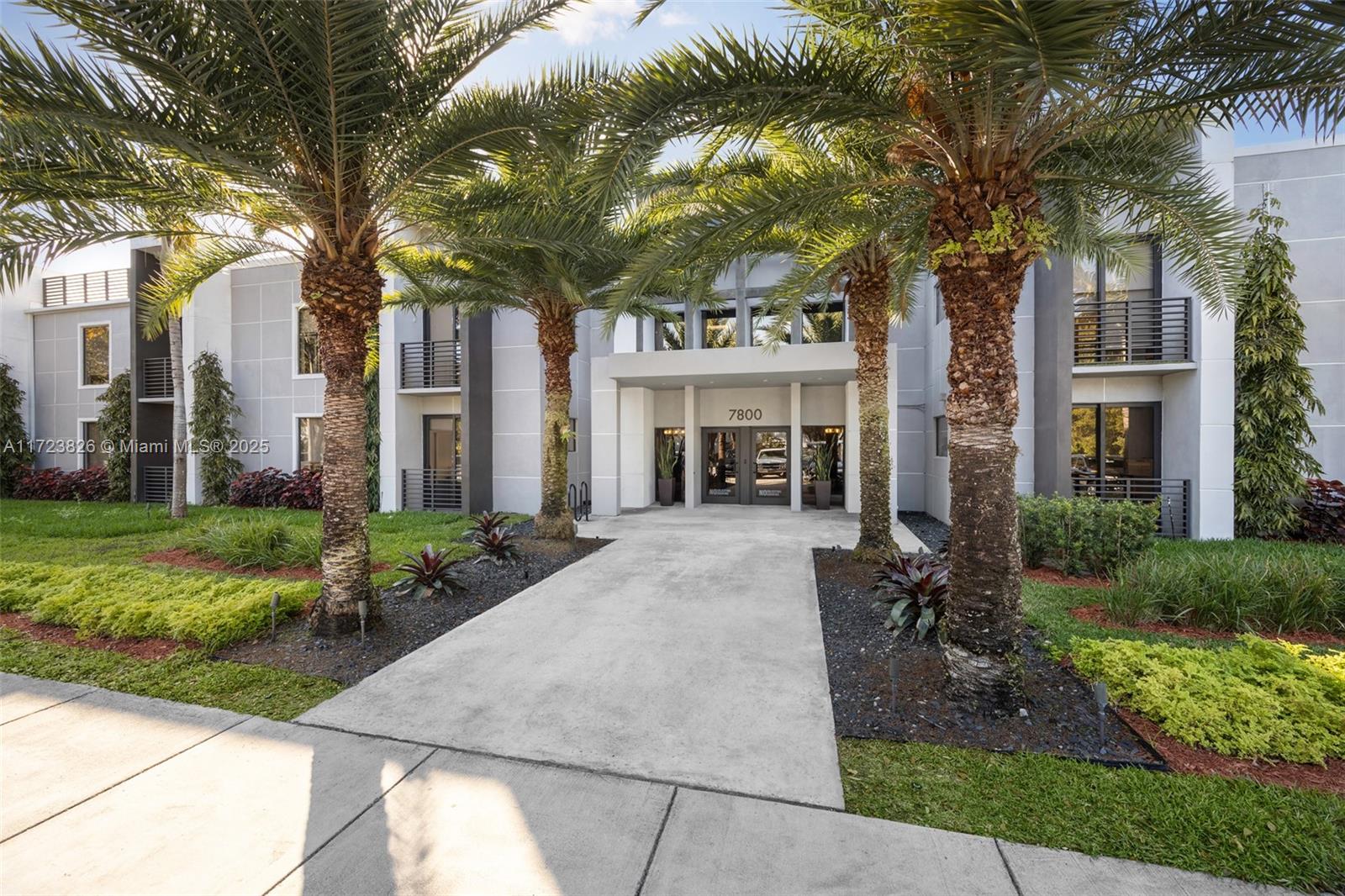 7800 SW 57th Ave # 302A