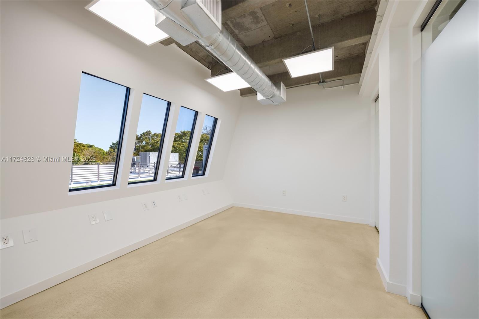 7800 SW 57th Ave # 302C