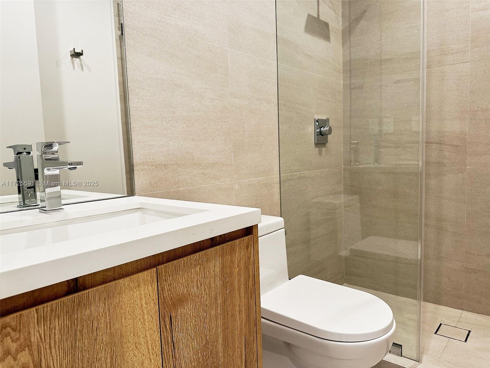 3130 Plaza St # 3130