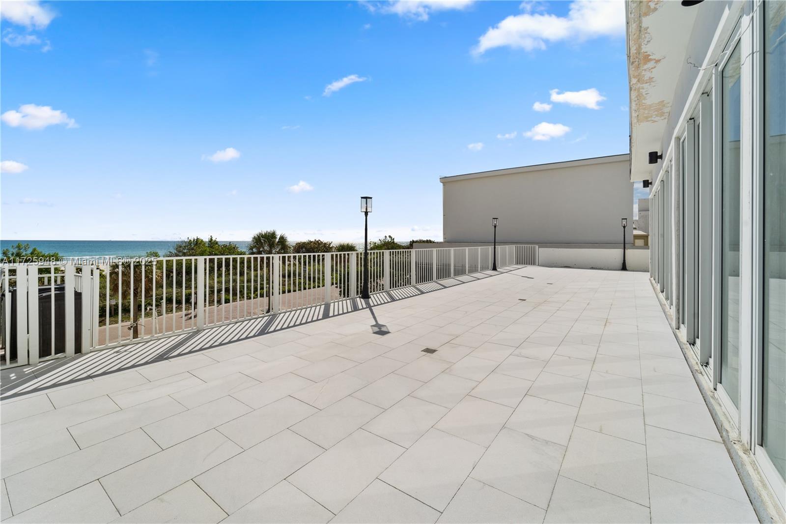 5601 Collins Ave # M12